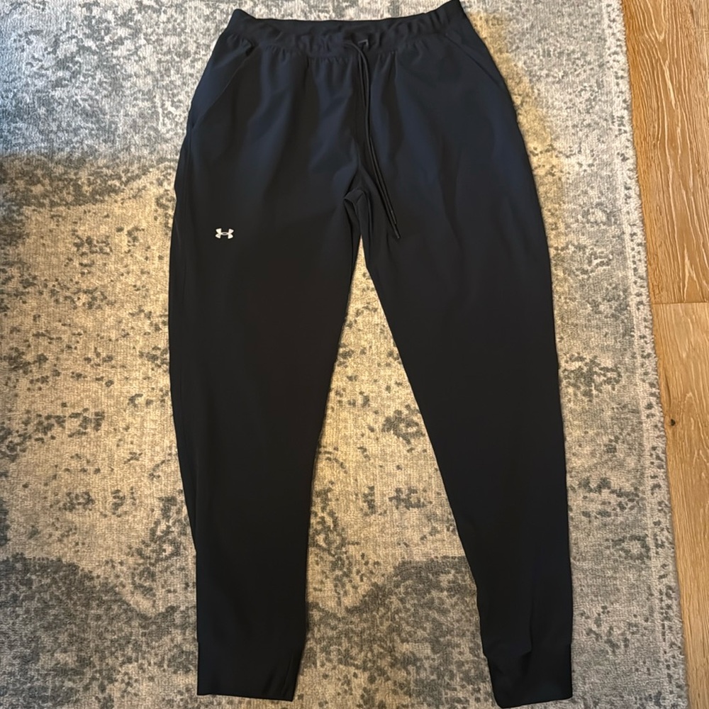 Women's UA Woven Pants Size: M